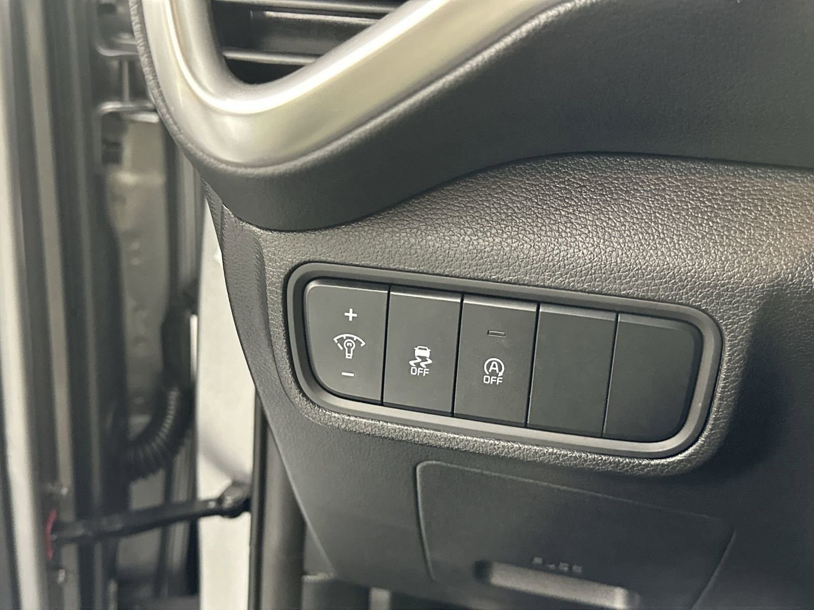 Used 2025 Kia Soul S FWD image 18