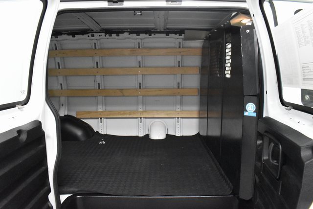 Used 2024 GMC Savana 2500 w/ Driver Convenience Package image 16