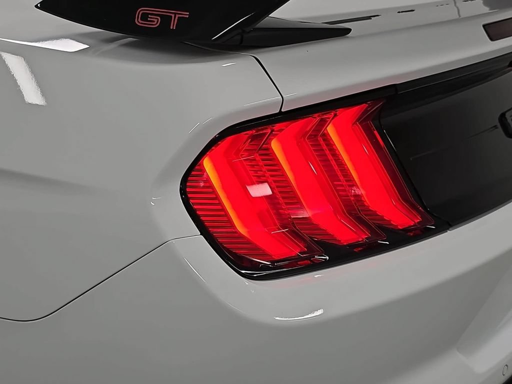 Used 2022 Ford Mustang GT Premium w/ Equipment Group 401A RWD image 28