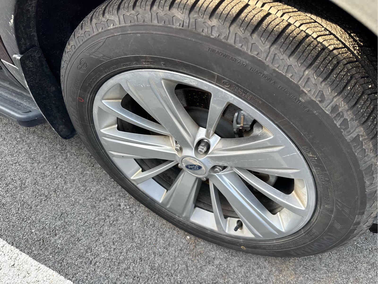 Used 2018 Ford Explorer Limited w/ Equipment Group 301A image 4