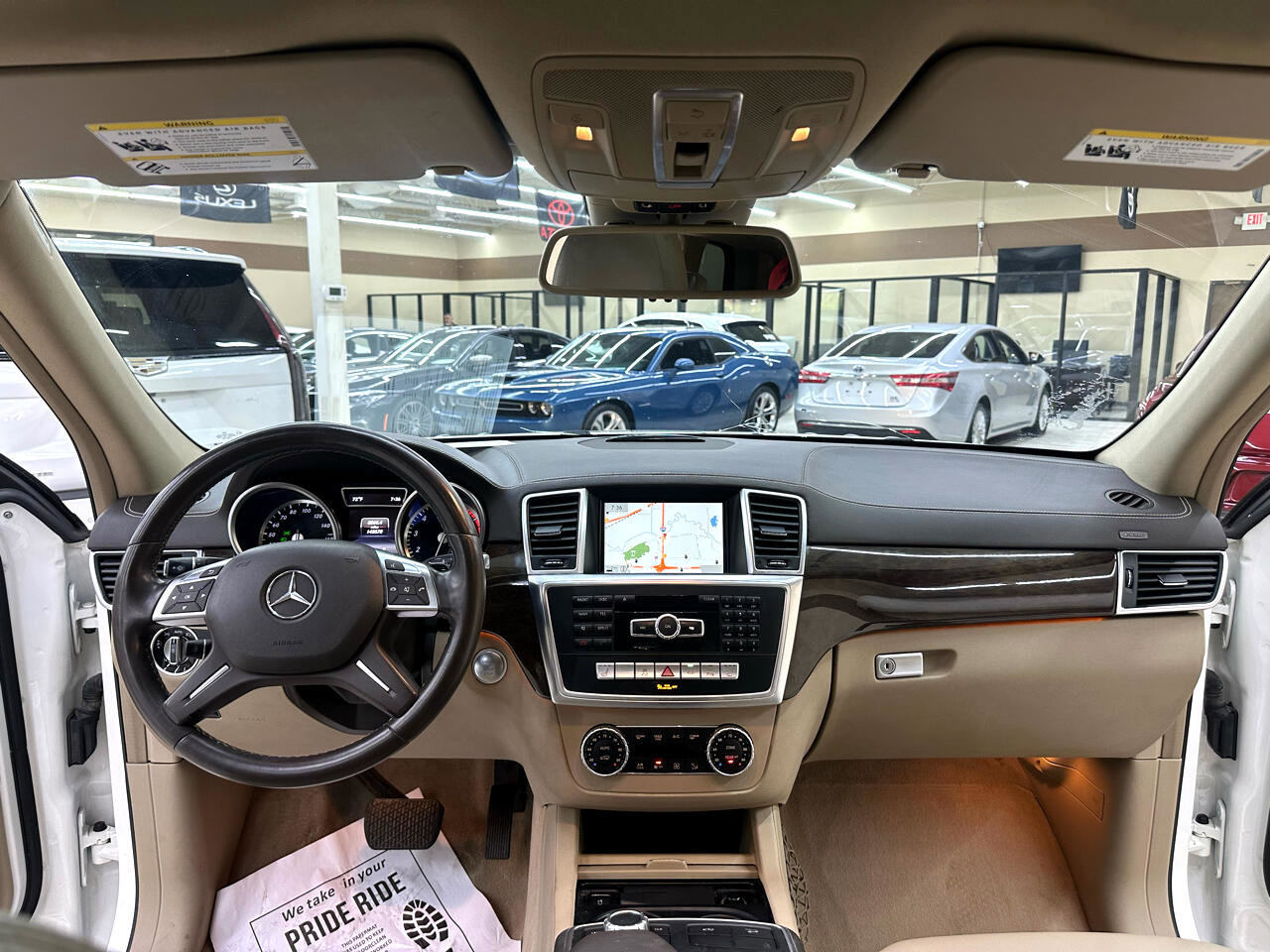 Used 2016 Mercedes-Benz GL 450 4MATIC w/ Premium I Package image 34