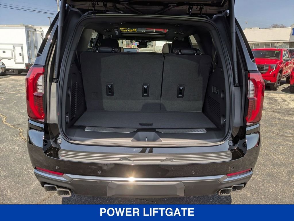 New 2026 GMC Yukon AT4 w/ AT4 Premium Package image 33