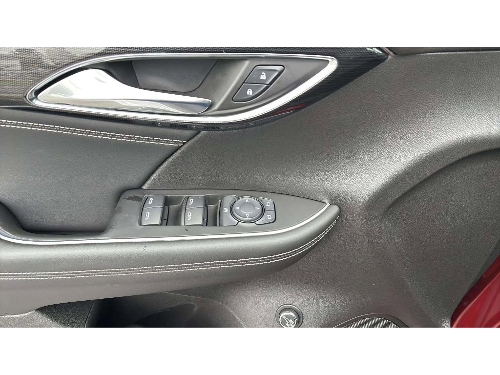 Certified 2023 Buick Envision Preferred image 18