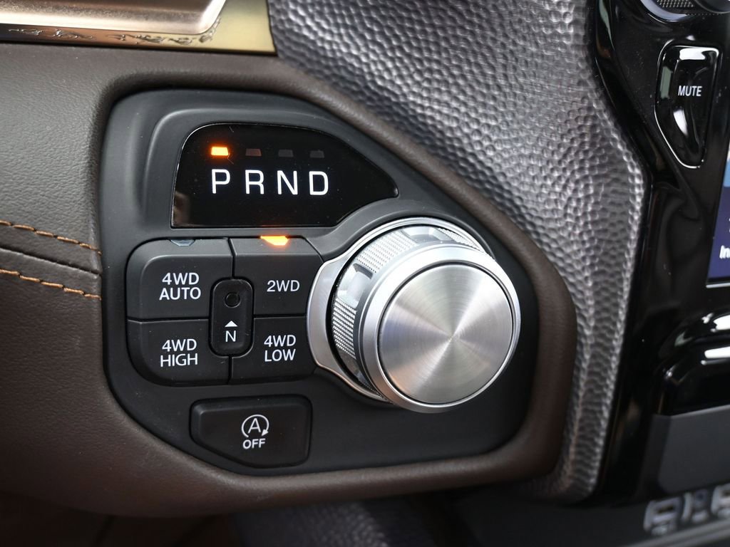 Used 2025 RAM 1500 Limited image 33