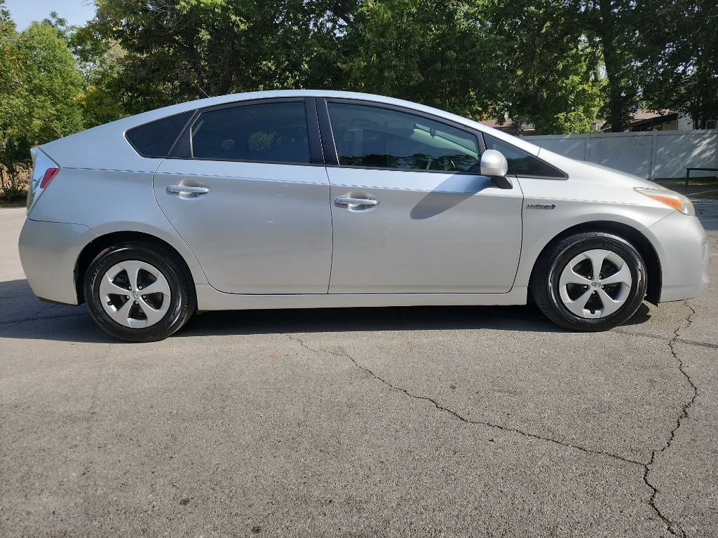 Used 2014 Toyota Prius Two FWD image 44