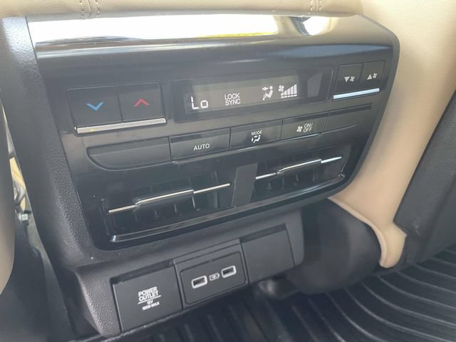 Used 2023 Acura MDX SH-AWD w/ Technology Package image 14