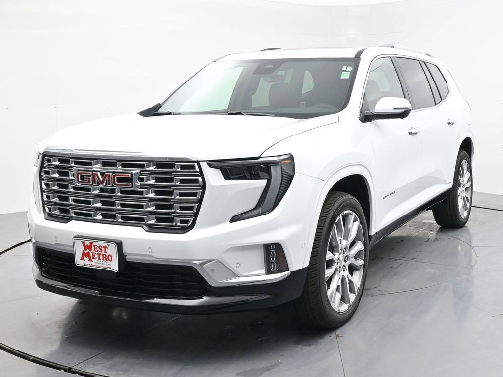 New 2026 GMC Acadia Denali w/ Super Cruise Package