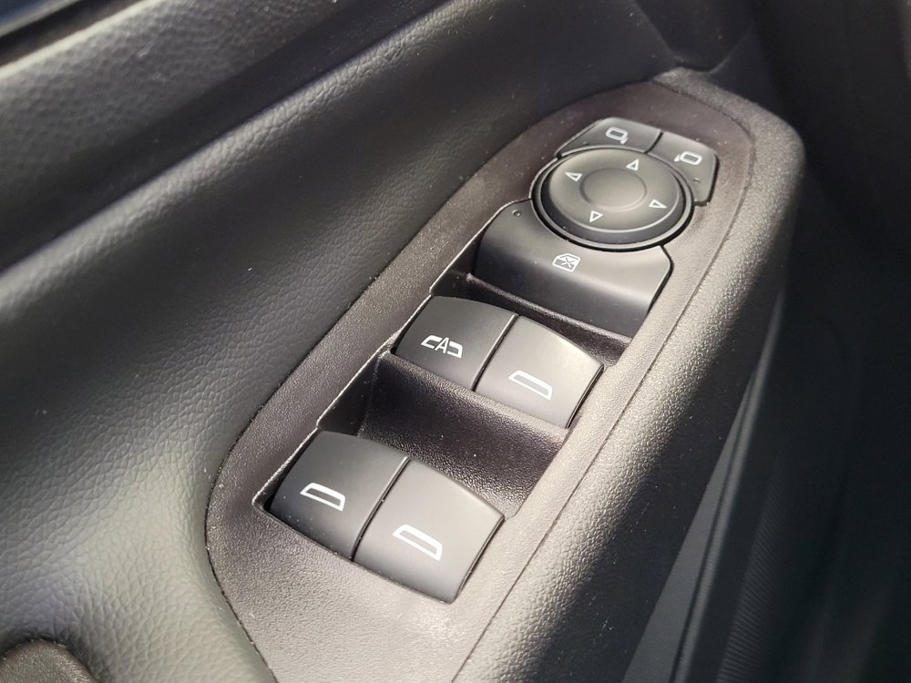 Used 2021 Chevrolet Equinox LT image 27