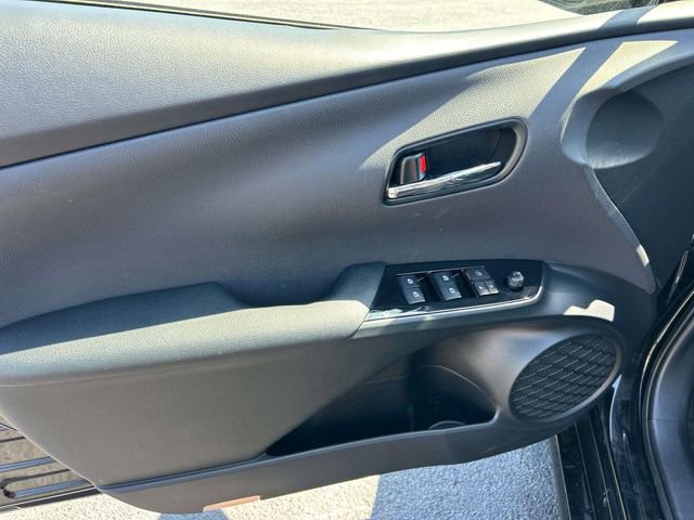 Used 2018 Toyota Prius Four Touring w/ Premium Convenience Package FWD image 23