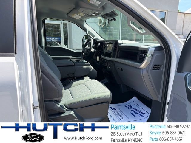 New 2026 Ford F250 XL w/ STX Appearance Package AWD/4WD image 24