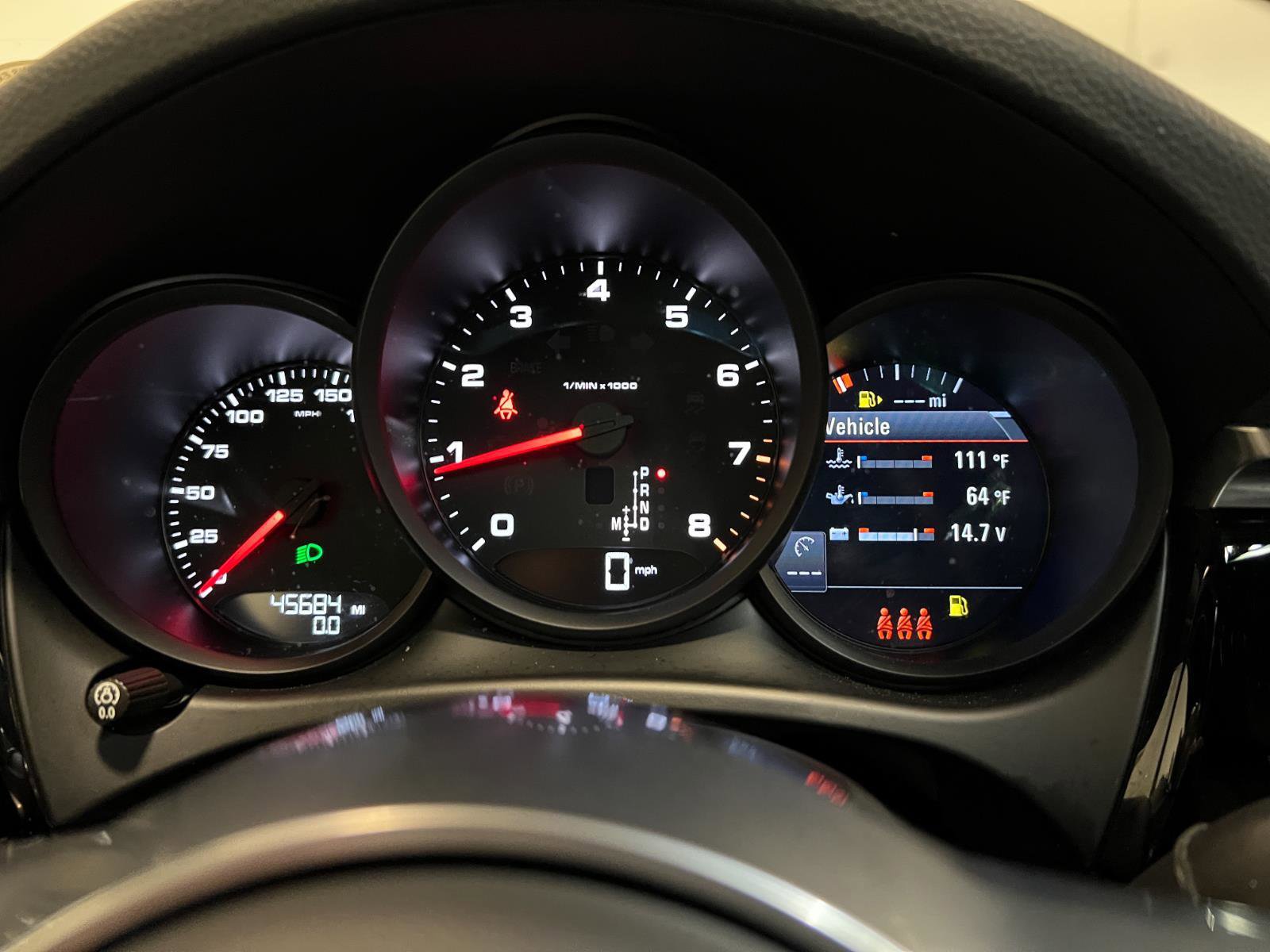 Used 2021 Porsche Macan image 12