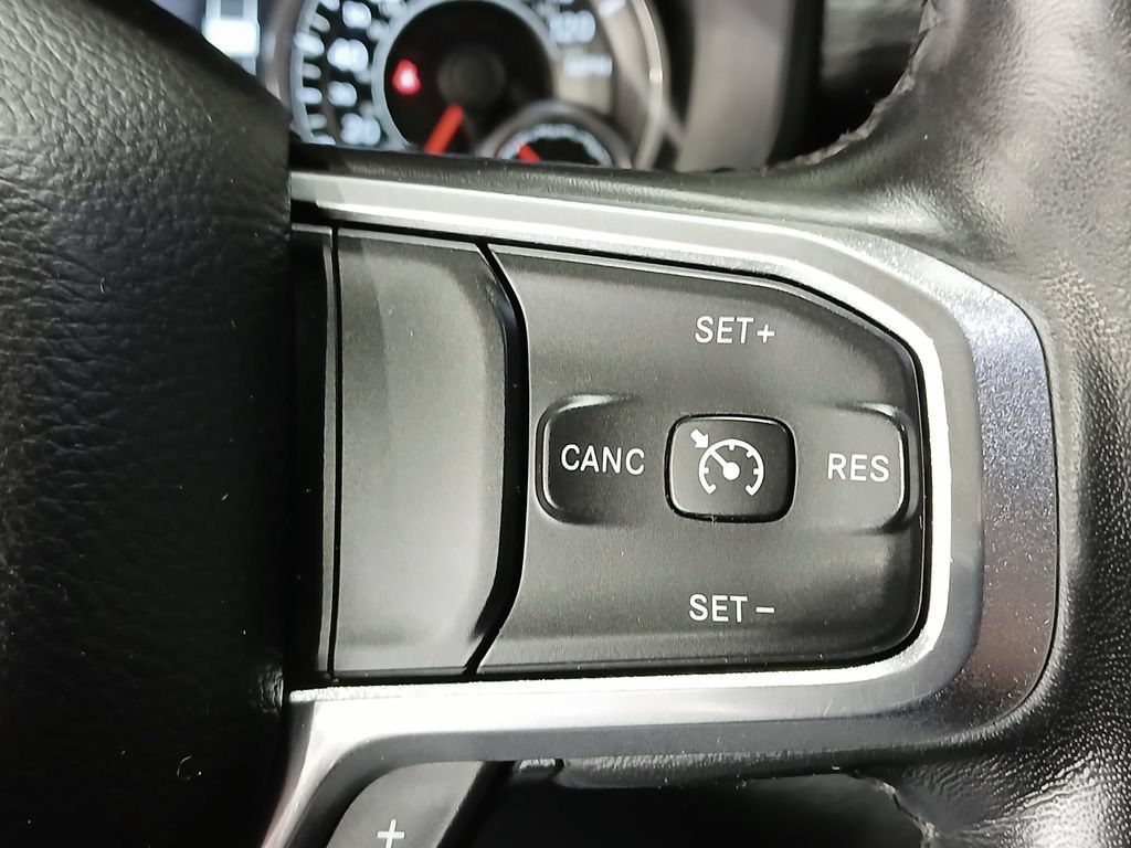 Used 2019 RAM 1500 Laramie AWD/4WD image 26