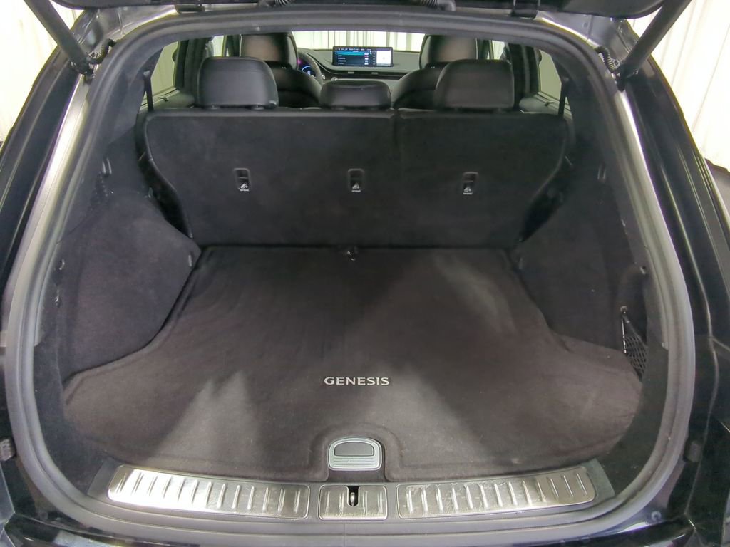 Used 2024 Genesis GV70 3.5T Sport w/ Sport Prestige Package image 33