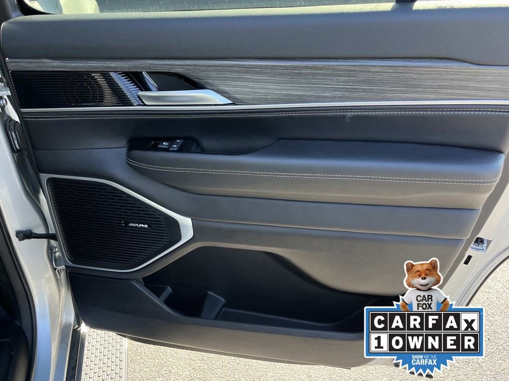 Used 2024 Jeep Wagoneer Series III image 22