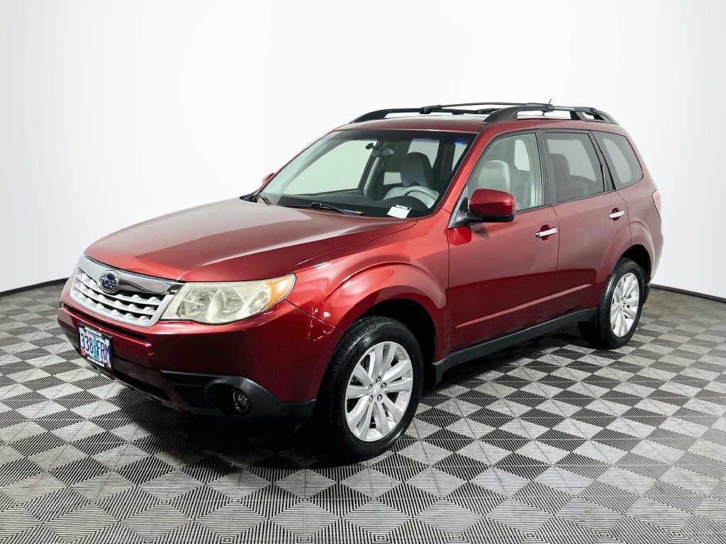 Used 2012 Subaru Forester 2.5X Premium w/ All-Weather Pkg AWD/4WD image 3