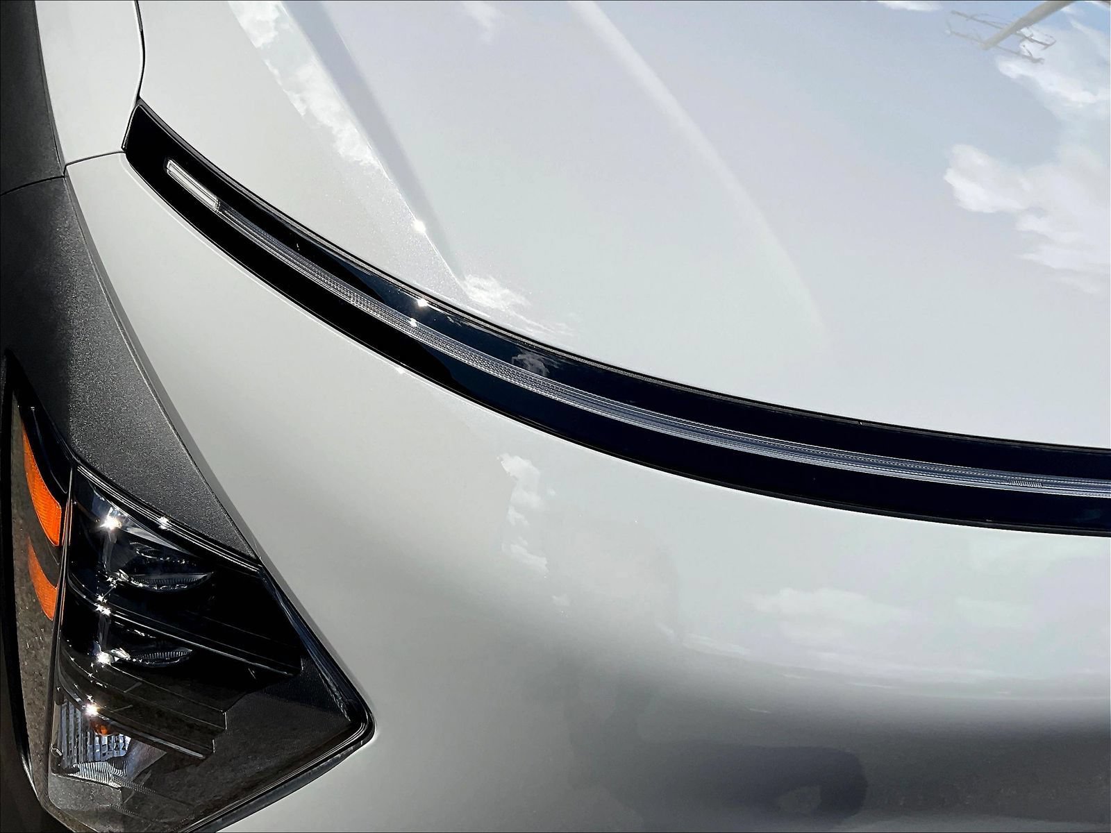 New 2027 Hyundai Kona SE AWD/4WD image 8
