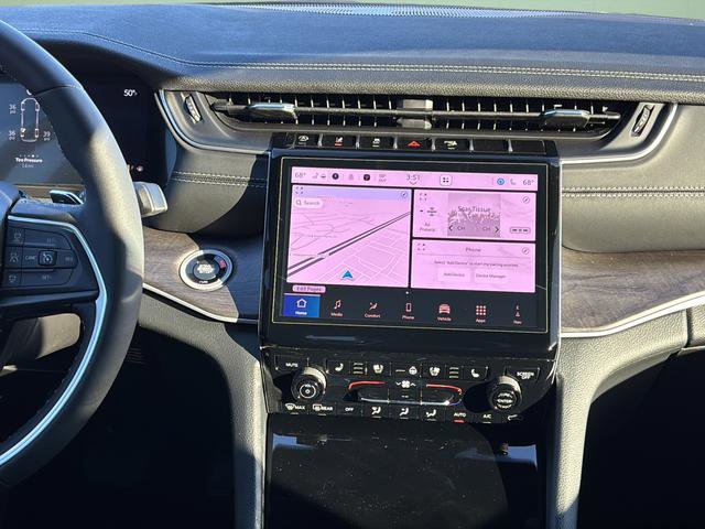 New 2025 Jeep Grand Cherokee L Limited w/ Luxury Tech Group II image 23