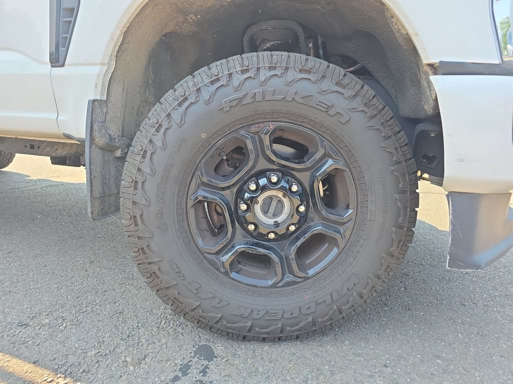 Certified 2023 Ford F350 XL w/ STX Appearance Package AWD/4WD image 11