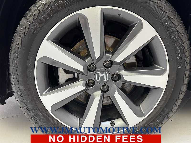 Used 2024 Honda Pilot Elite image 9