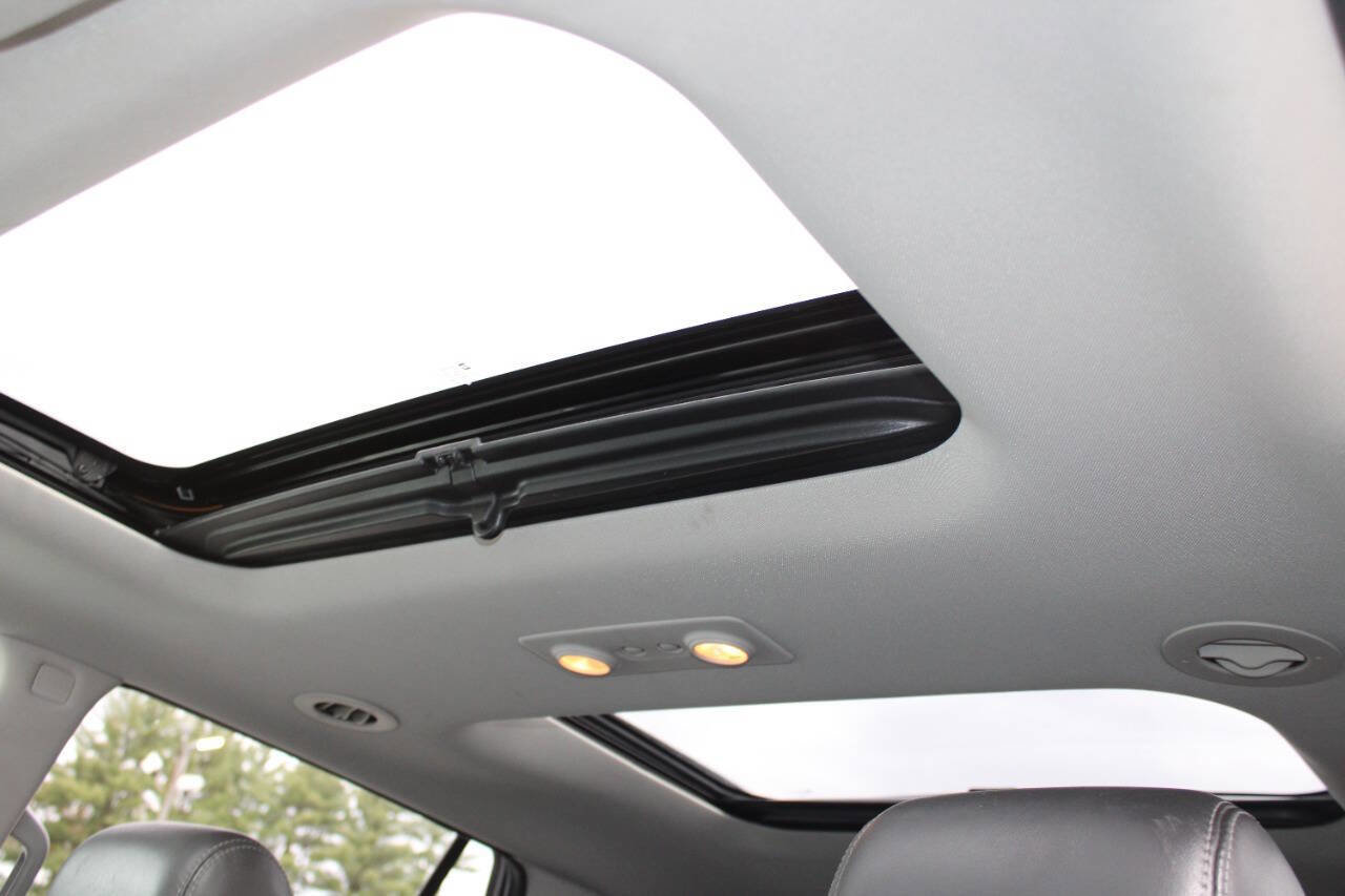 Used 2017 Buick Enclave Leather w/ Enclave Sport Touring Edition image 17