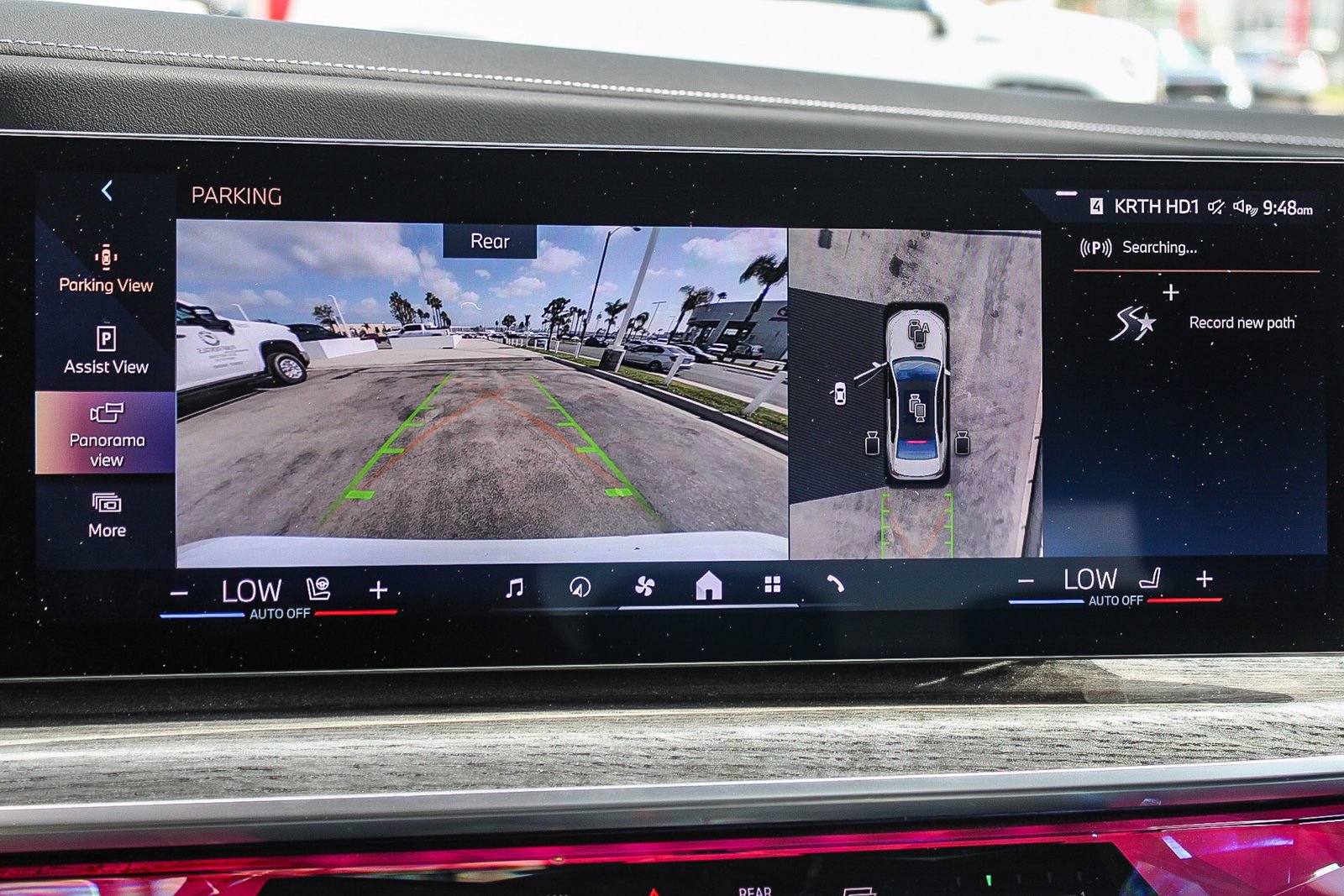 Used 2025 BMW 740i RWD image 24
