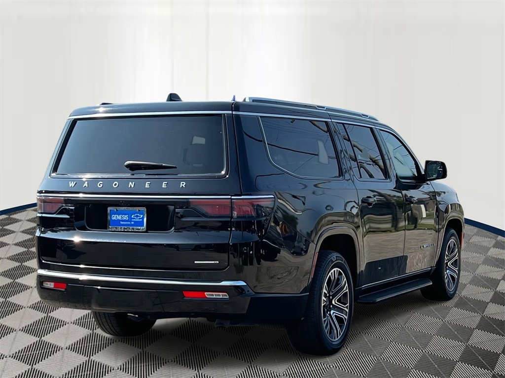 Used 2024 Jeep Wagoneer L Series II w/ Flexible Seating Group image 4