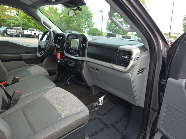 Used 2021 Ford F150 XLT image 12