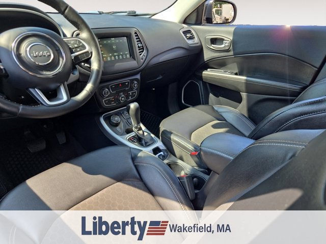 Used 2019 Jeep Compass Latitude w/ Popular Equipment Group AWD/4WD image 7