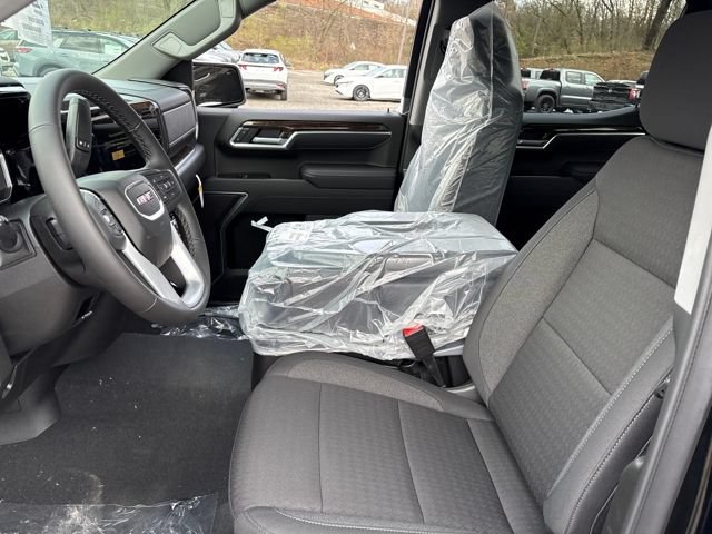 New 2026 GMC Sierra 1500 SLE w/ X31 Off-Road Package AWD/4WD image 4