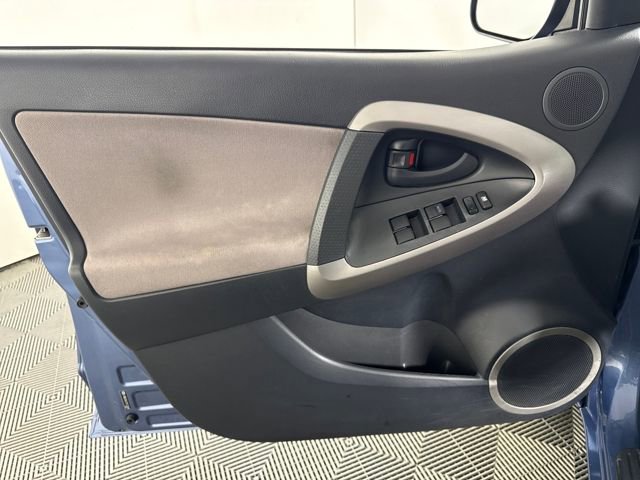 Used 2007 Toyota RAV4 4WD w/ 3rd Row image 26