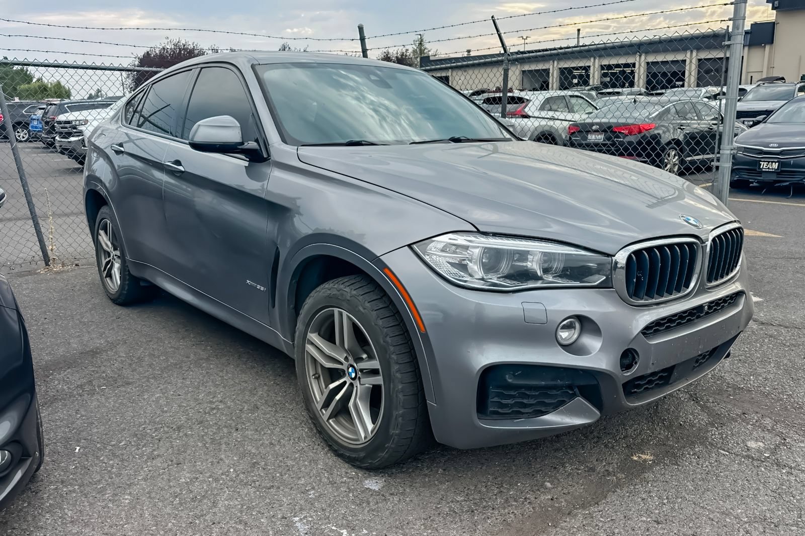 Used 2017 BMW X6 xDrive35i AWD/4WD image 2
