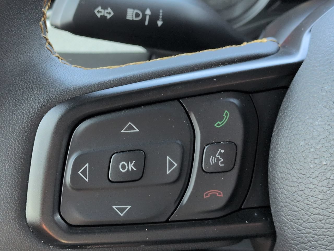Used 2024 Jeep Wrangler Sport AWD/4WD image 22