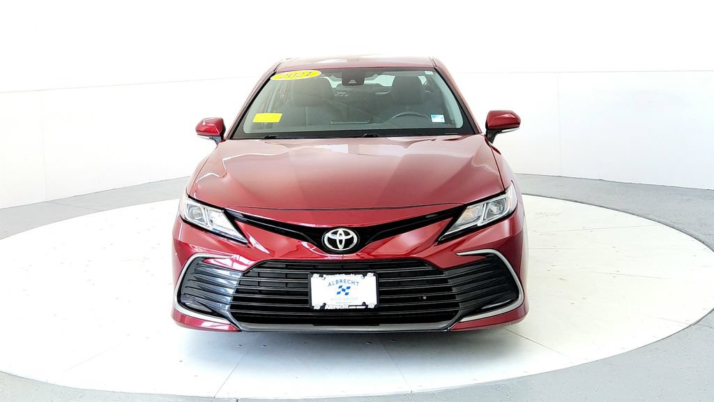 Used 2021 Toyota Camry LE w/ Cold Weather Package FWD image 8