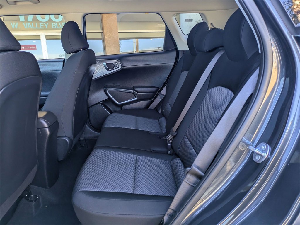 Used 2024 Kia Soul LX w/ Option Group 015 image 29