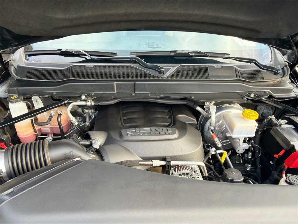 Used 2024 RAM 2500 Big Horn w/ Bed Utility Group image 27