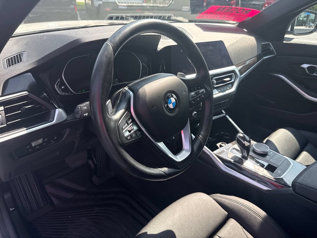 Used 2021 BMW 330i xDrive Sedan w/ Convenience Package AWD/4WD image 14