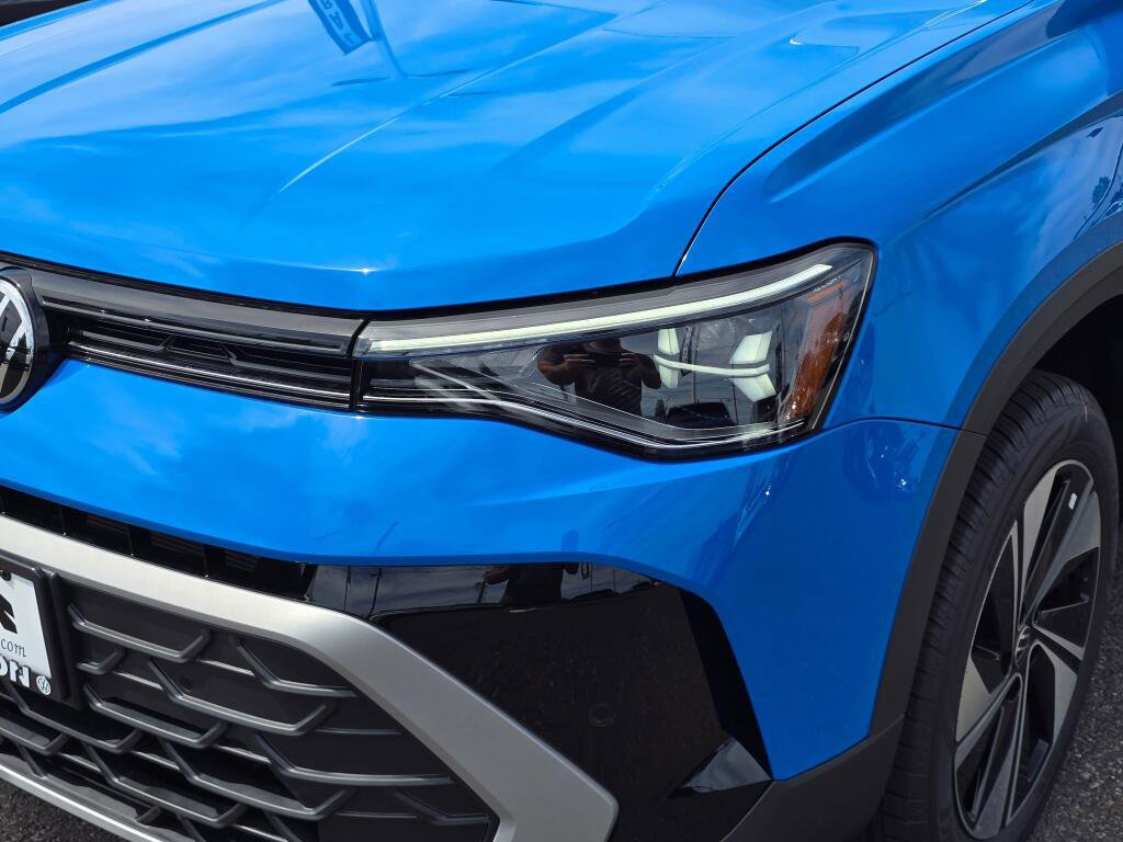 New 2026 Volkswagen Taos SE AWD/4WD image 9