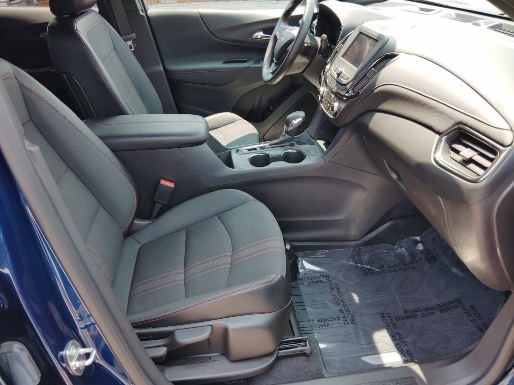 Used 2023 Chevrolet Equinox RS w/ LPO, Floor Liner Package FWD image 32