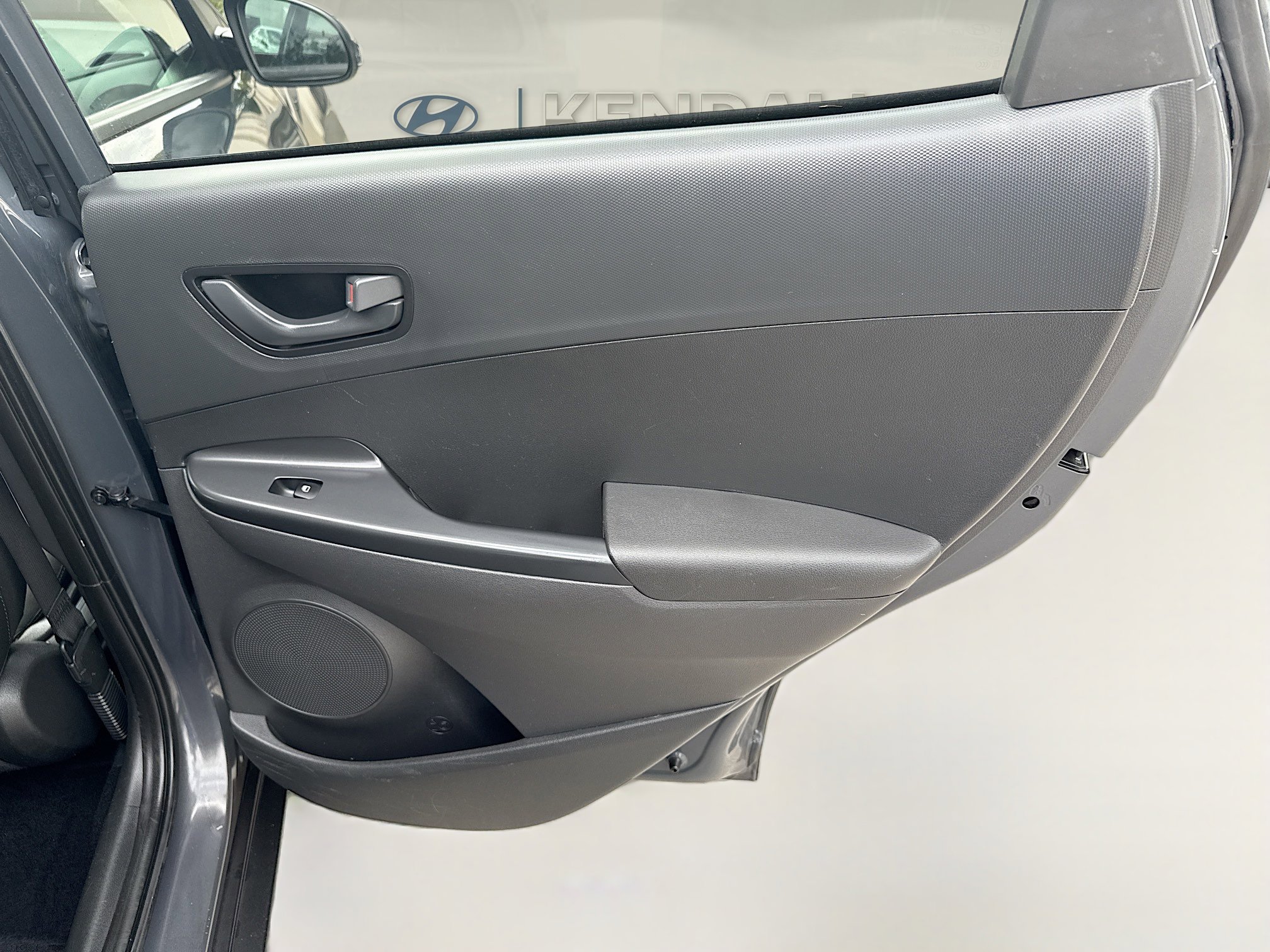 Used 2023 Hyundai Kona SEL image 27