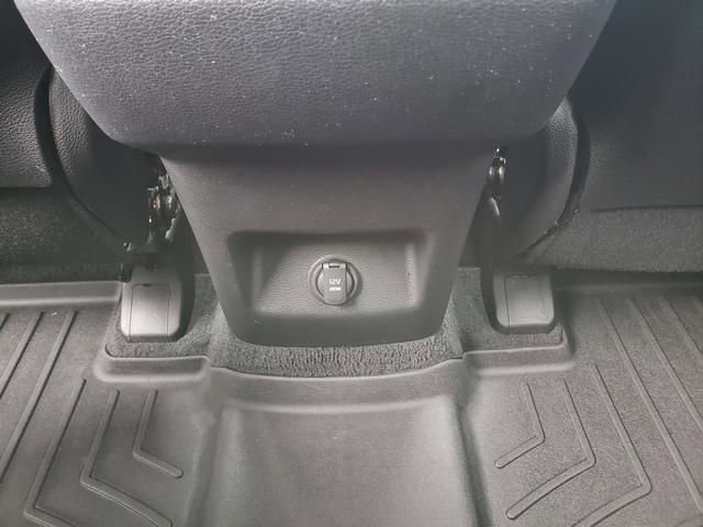 Used 2022 Kia Telluride EX w/ EX Premium Package image 15