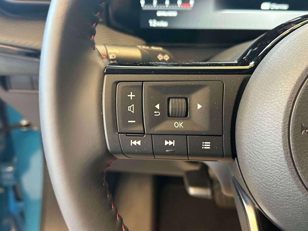 New 2026 Nissan Kicks SR w/ Illumination Package AWD/4WD image 22