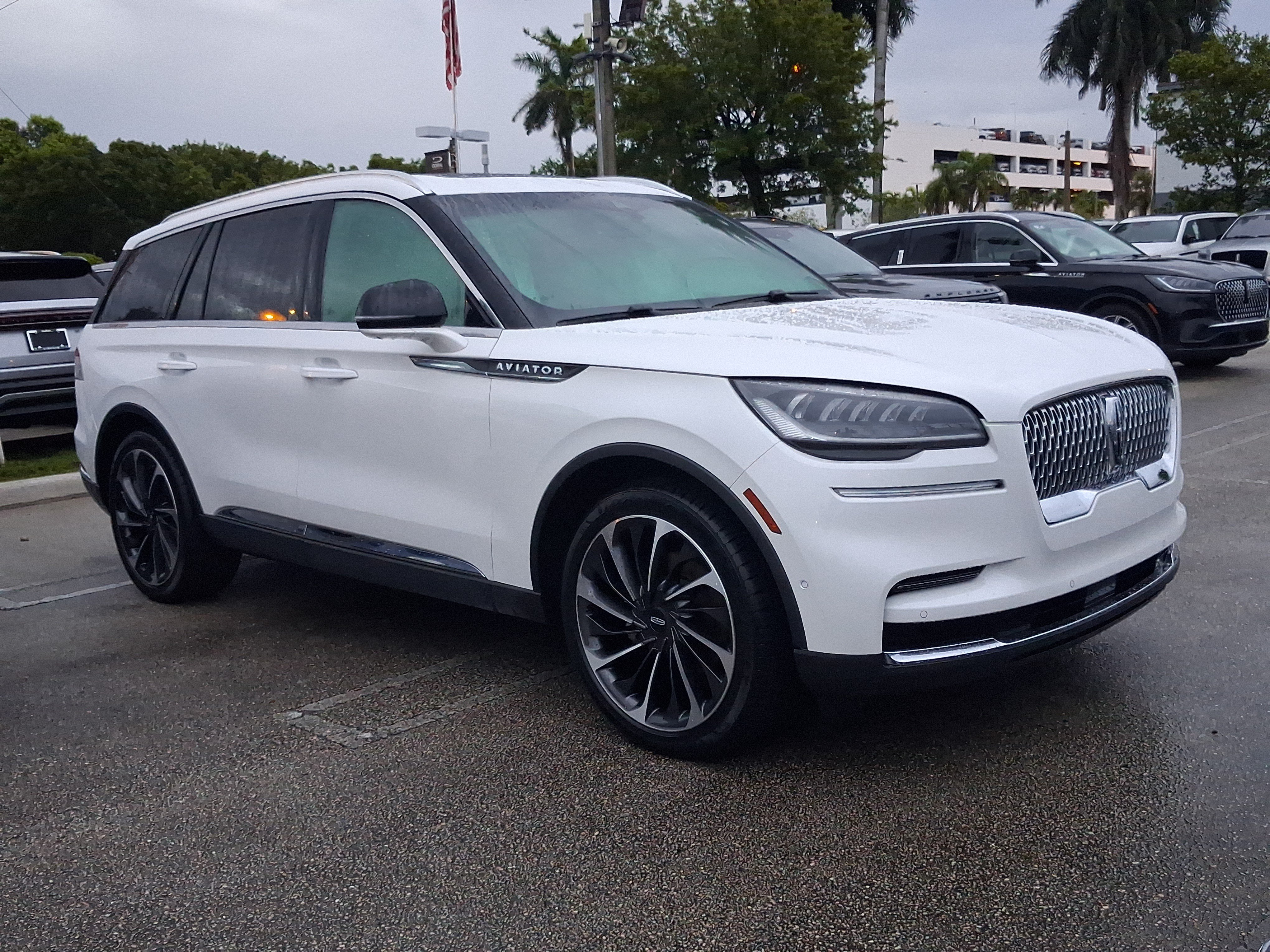Certified 2024 Lincoln Aviator Reserve w/ Equipment Group 201A RWD image 21