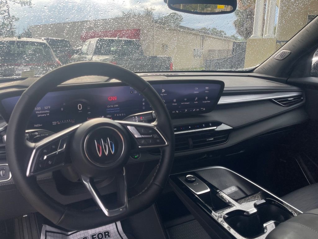 Used 2025 Buick Enclave Sport Touring image 14
