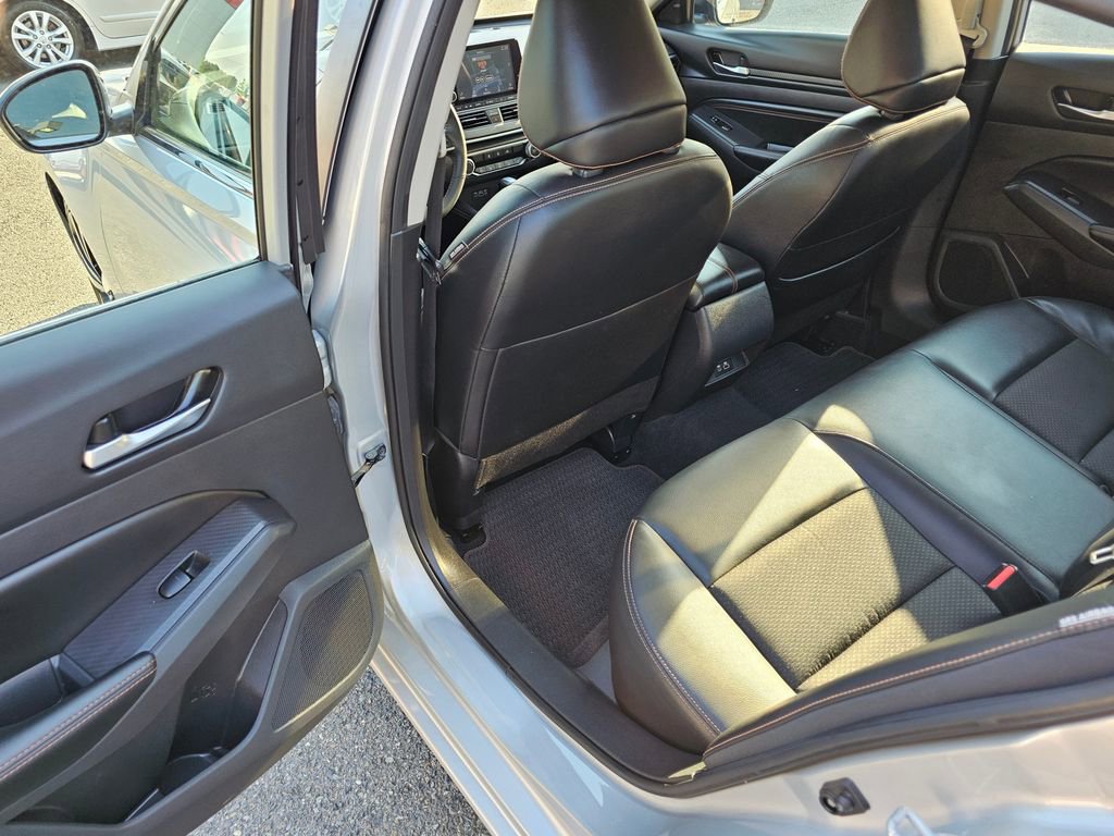 Used 2022 Nissan Altima 2.5 SR image 9