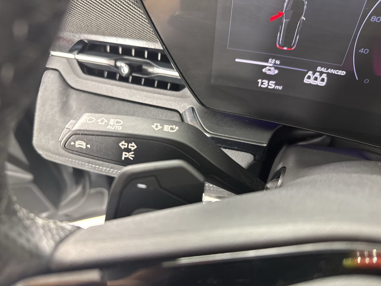 Used 2025 Audi SQ6 e-tron Premium Plus w/ Premium Plus AWD/4WD image 14