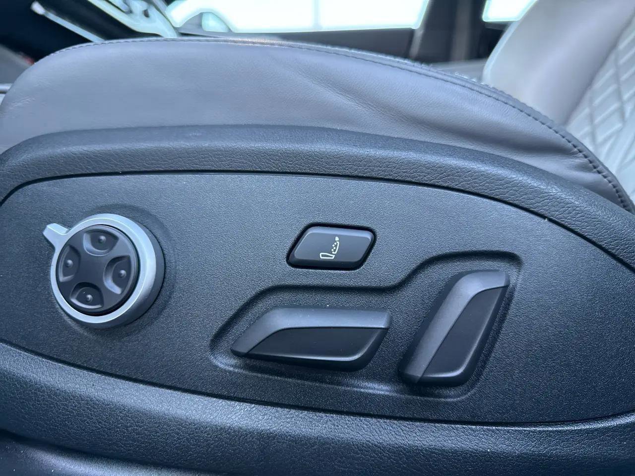 Used 2024 Audi S5 Premium Plus w/ Premium Plus Package image 20