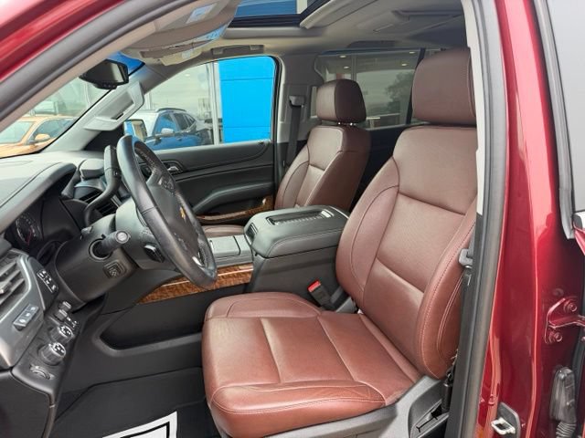 Used 2019 Chevrolet Suburban Premier w/ Premier Plus Edition AWD/4WD image 15