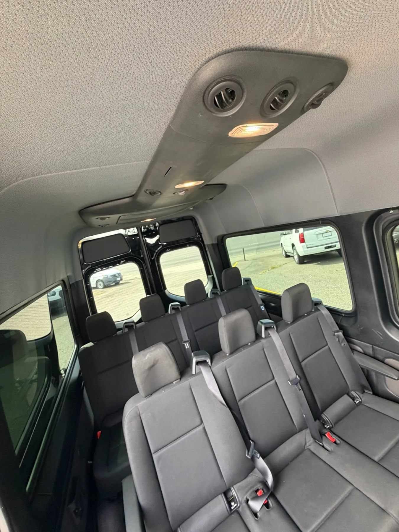 Used 2019 Mercedes-Benz Sprinter 2500 w/ Premium Package image 27