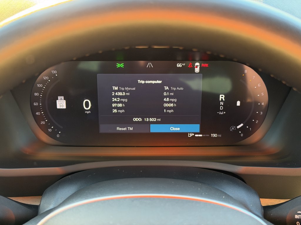 Certified 2026 Volvo XC90 B6 Plus w/ Protection Package Premier AWD/4WD image 19