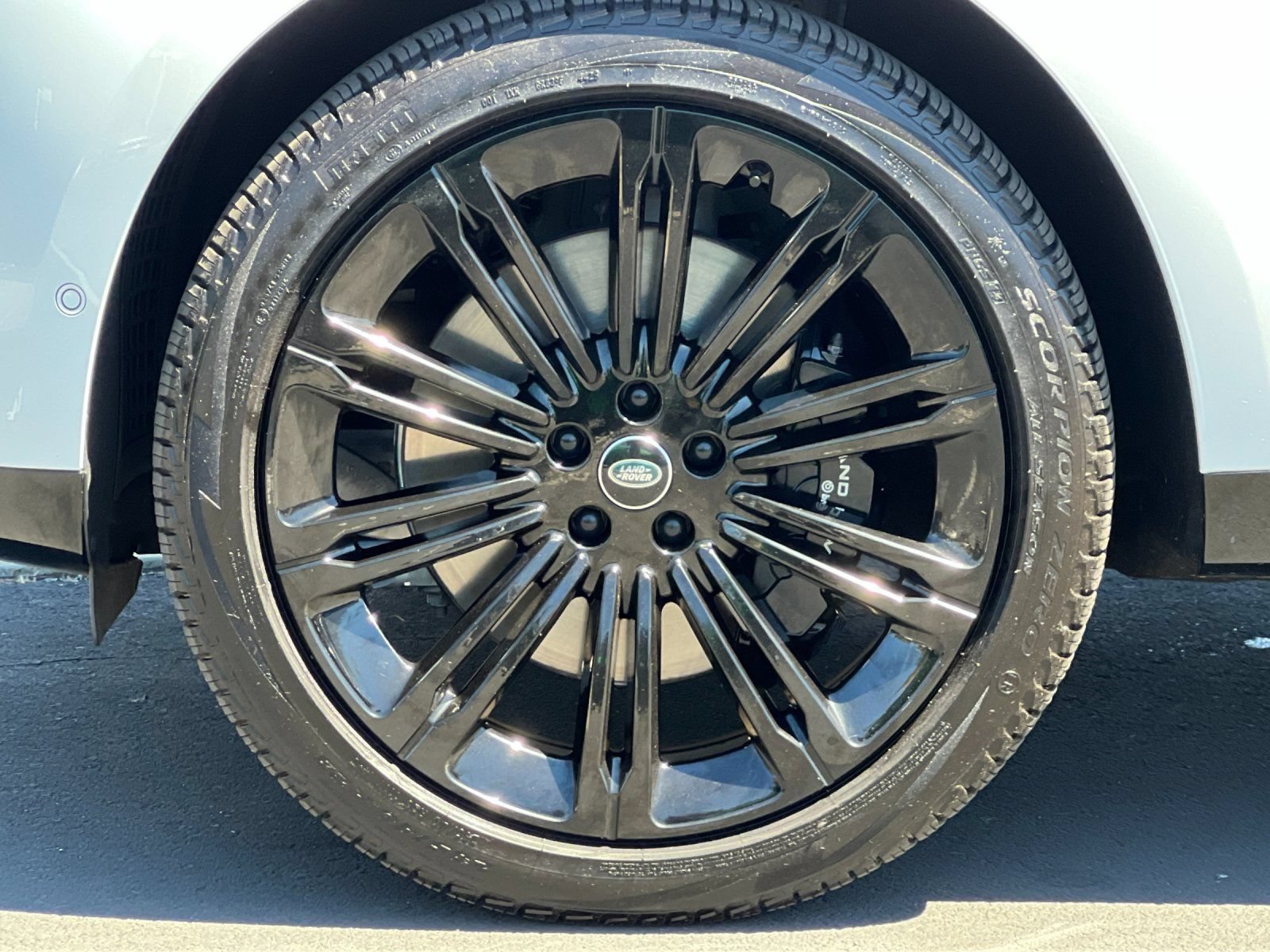 Used 2024 Land Rover Range Rover SE AWD/4WD image 26